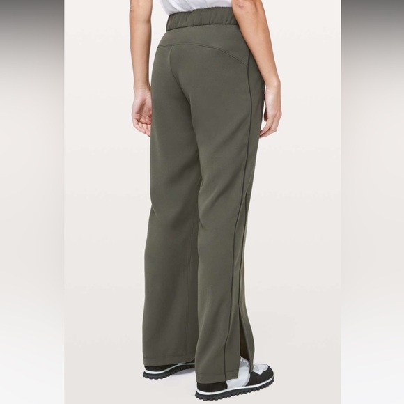 Lululemon On the Right Track Pant - Picture 2 of 4